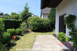 Ein- oder Zweifamilienhaus mit schönem eingewachsenem Garten, Sauna, und Garage in Neunkirchen – Die vollständige Adresse der Immobilie erhältst du vom Anbieter., 92637 Neunkirchen, Weiden in der Oberpfalz – Vorschaubild 2