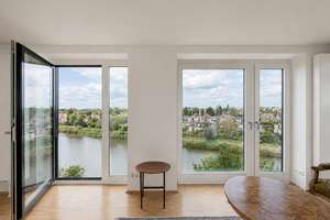 Außergewöhnliches Penthouse in Wasserlage – Privatsphäre, Weitblick und Wohnkomfort auf einer Ebene – Die vollständige Adresse der Immobilie erhältst du vom Anbieter., 30655 List, Hannover – Vorschaubild 6