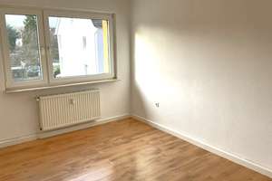 Attraktive 3-Zimmer-Wohnung mit Tageslichtbad! – Middeldorper Weg 41, 45327 Katernberg, Essen – Vorschaubild 4