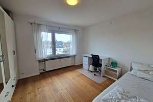 Einziehen & wohlfühlen: Stilvoll möblierte Maisonette-Wohnung mit 2x Balkonen, EBK & Einzelgarage – Die vollständige Adresse der Immobilie erhältst du vom Anbieter., 70619 Sillenbuch (Ortsteil), Stuttgart – Vorschaubild 5
