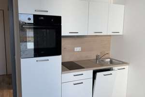 Neubau‑Studentenapartment | Vollmöbliert | Balkon | Erstbezug |  Nähe Uni / FH (Campus Bahnmuseum) – Firnhaberstraße 20, 86159 Hochfeld, Augsburg – Vorschaubild 3