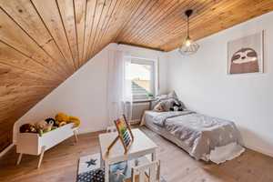 Geräumiges Einfamilienhaus in ruhiger Wohnlage! – Bernbach 7, 71543 Heilbronn (Kreis) – Vorschaubild 4