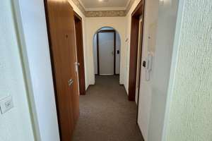 Helle und großzügige 3-Zimmer Wohnung mit Garage, nur 3 min zur Bushaltestelle.  – In der Steinbreite 91, 30455 Davenstedt, Hannover – Vorschaubild 23