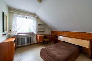 Oberursel-Eichwäldchen: Wohnen in Bestlage! Einfamilienhaus auf wunderschönem Grundstück. – Hochtaunuskreis – Vorschaubild 20