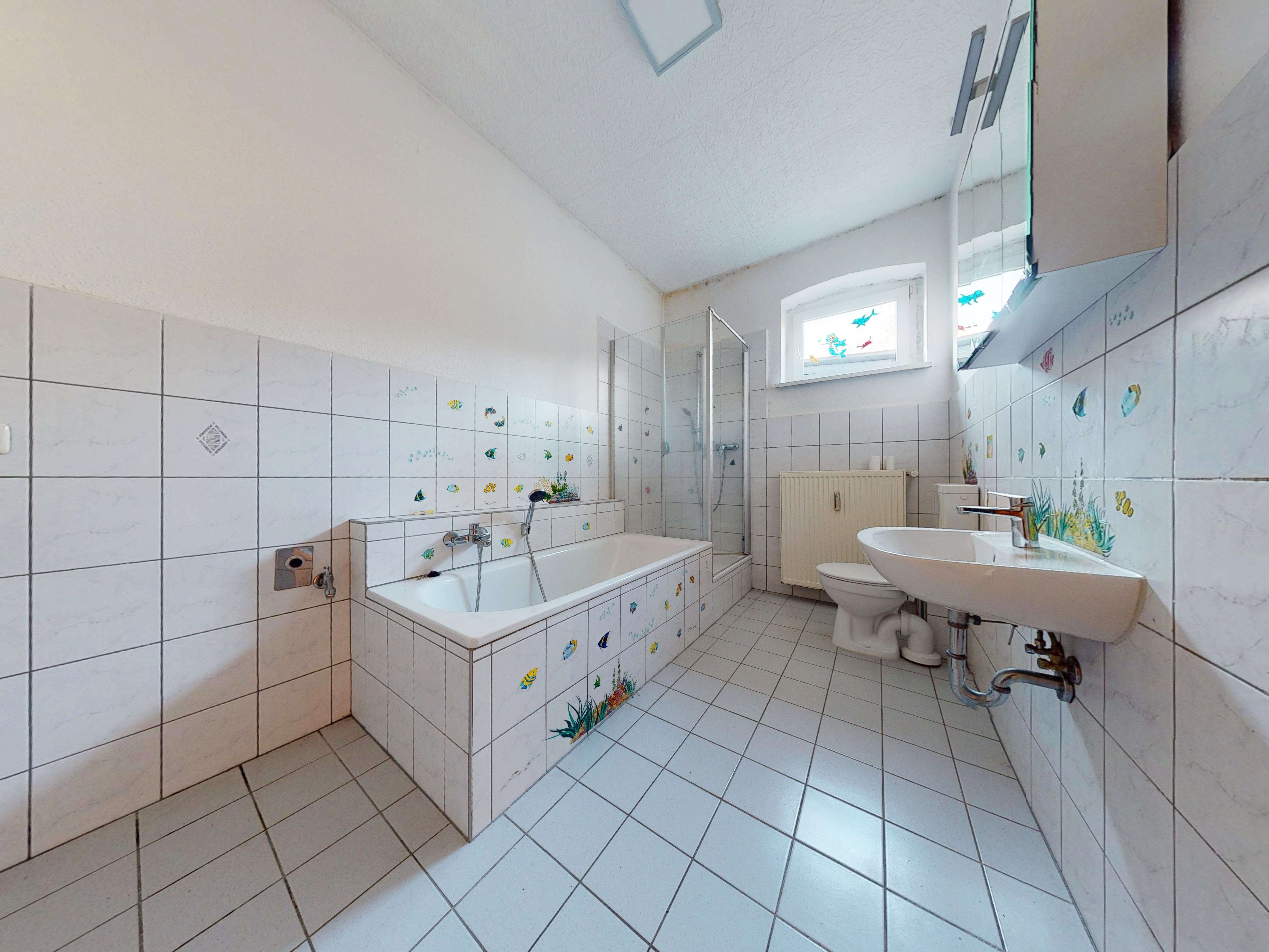 Immobilie in Niedergörsdorf - Imposanter Backsteinbau mit Hof, Remise, Garage und Garten - Bild 2