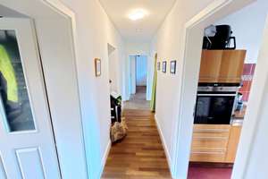 Moderne 3,5  Zimmer Wohnung mit Balkon & Stellplatz in Köln – Bezugsfrei nach Vereinbarung – Die vollständige Adresse der Immobilie erhältst du vom Anbieter., 50733 Nippes (Ortsteil), Köln – Vorschaubild 10
