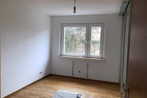 Lichtdurchflutete  3,5-Zimmer-Wohnung mit Loggia in Essen-Freisenbruch – 45279 Freisenbruch, Essen – Vorschaubild 13