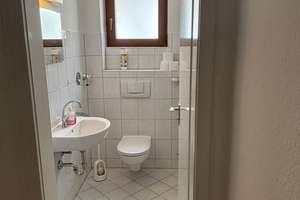 Helle 3 Zimmer Altbauwohnung mit Balkon in der historischen Würzburger Innenstadt – Plattnerstraße 9, 97070 Altstadt, Würzburg – Vorschaubild 6