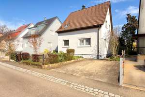 Charmantes Zuhause mit Erweiterungspotenzial in begehrter Lage – Die vollständige Adresse der Immobilie erhältst du vom Anbieter., 70374 Sommerrain, Stuttgart – Vorschaubild 2