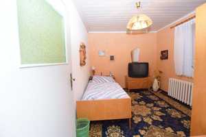 Für Handwerker: Sanierungsbedürftiges Einfamilienhaus mit kleinem Garten, Garage + Nebengebäude. – Harz (Kreis) – Vorschaubild 14