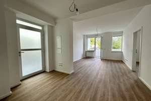 Gemütliche und helle 2-Zimmer-Wohnung mit EBK