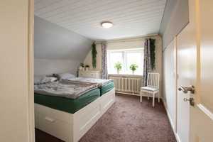 Einfamilienhaus - Ideal für Paare mit schönem Garten und Garage im grünen Stadtteil Kiel-Kronsburg – Kiel – Vorschaubild 9
