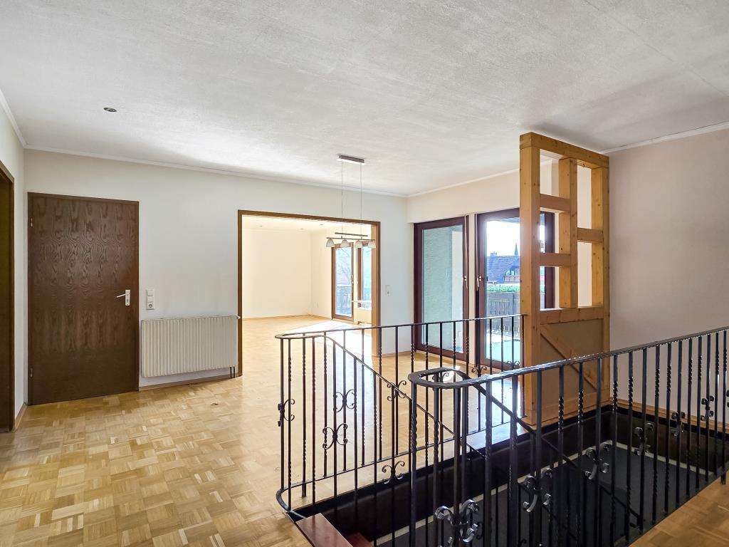 Immobilie in Haßfurt - Naturnah wohnen mit Platz für Familie, Arbeit und Zukunft (A1705) - Bild 1