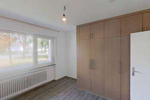 Durchdacht & geräumig: Helle 3-Zimmer-Wohnung mit Tageslicht-Vollbad – Lahrkampstraße 1, 33104 Schloß Neuhaus, Paderborn – Vorschaubild 4