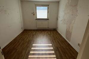 Helle 3-Zimmer-Wohnung mit Tageslichtbad (Dusche) und großem Gestaltungsspielraum in Salzgitter-Bad – Hedwigstraße 14, 38259 Salzgitter-Bad, Salzgitter – Vorschaubild 4