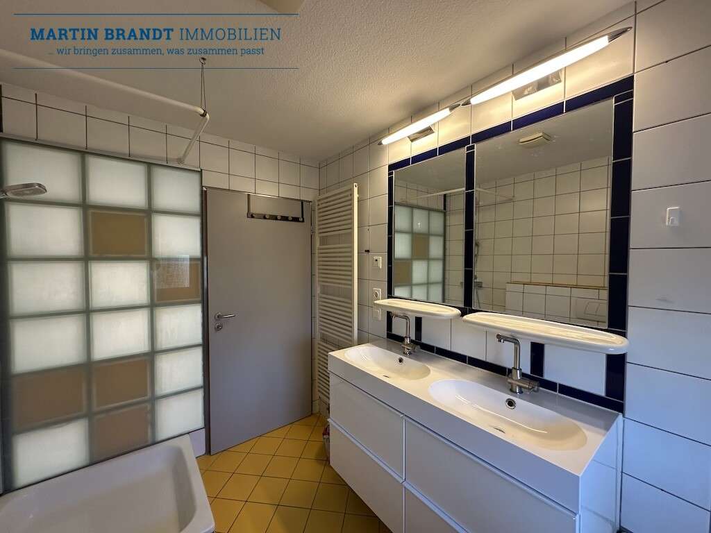 Immobilie in Hünfelden - Großzügiges Mehrfamilienhaus Anwesen mit schönen Garten in zentraler Lage von Hünfelden-Kirberg... - Bild 14