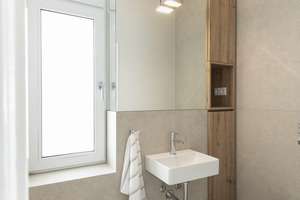 Stilvolles Juwel: Altbau mit exklusiver Ausstattung und Sauna – Kennedydamm 7, 40476 Golzheim, Düsseldorf – Vorschaubild 17