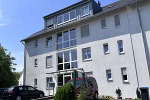 Schöne barrierefreie 2,5 Zimmer Wohnung mit Aufzug und Balkon zu vermieten!