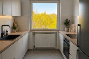 RESERVIERT - Neu renovierte 4-Zi. Wohnung mit Fahrstuhl und sonnigem Südbalkon - sofort frei! – Die vollständige Adresse der Immobilie erhältst du vom Anbieter., 30177 List, Hannover – Vorschaubild 5