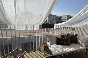 Vollmöblierte sonnige 2-Zimmer-Wohnung Mitte (NUR Zwischenmiete Juni-September)