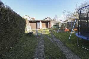 Gepflegte und laufend in Stand gehaltene Doppelhaushälfte mit schönem Garten in Elchingen – Die vollständige Adresse der Immobilie erhältst du vom Anbieter., 89275 Elchingen – Vorschaubild 3