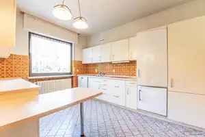 Einzigartiger Stil. Perfekter Ausklang. Ihr Zuhause in Offenbach-Bieber. – Offenbach am Main – Vorschaubild 4