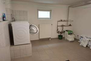 Repräsentatives Einfamilienhaus mit separaten Gewerbegebäude Werkstatt/Lagerhalle – Die vollständige Adresse der Immobilie erhältst du vom Anbieter., 93345 Hausen – Vorschaubild 18