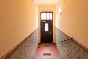 INVESTITION MIT ALTBAUFLAIR | Vermietete 3-Raum-Wohnung mit West-Balkon und Tageslichtbad – Die vollständige Adresse der Immobilie erhältst du vom Anbieter., 4318 Anger-Crottendorf, Leipzig – Vorschaubild 5