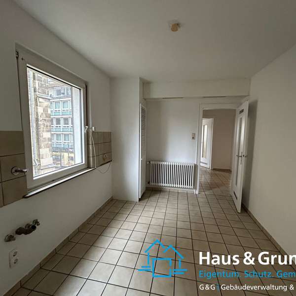 *** schöne 1-2-Zimmer-Wohnung - in der Innenstadt, am charmanten Aachener Markt***