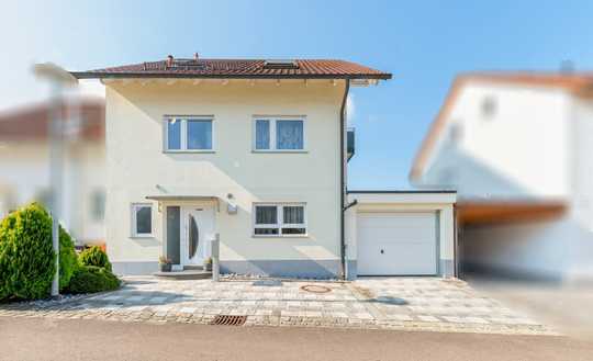 Außergewöhnlich großzügige DHH mit rund 250m² in Top-Zustand & Südwestlage