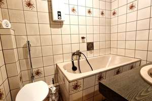 Oberforstbach!
Freistehendes Zweifamilienhaus mit großer Garage und pflegeleichtem Grundstück – Die vollständige Adresse der Immobilie erhältst du vom Anbieter., 52076 Oberforstbach, Aachen – Vorschaubild 17