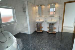 Großzügiges Haus mit ELW, 8 Zimmern in Ditzingen-Hirschlanden – Die vollständige Adresse der Immobilie erhältst du vom Anbieter., 71254 Ditzingen – Vorschaubild 13