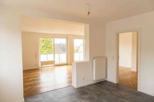 Modernisiertes Haus mit Balkon, Garage, Garten und Weitblick! – Die vollständige Adresse der Immobilie erhältst du vom Anbieter., 42111 Barmen, Wuppertal – Vorschaubild 6