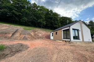 Kaufen günstiger als Mieten!
Ab monatl. 855 Euro
Bungalow, energieeffizient, förderfähig nach KFW  – Die vollständige Adresse der Immobilie erhältst du vom Anbieter., 30455 Mitte (Ortsteil), Hannover – Vorschaubild 39