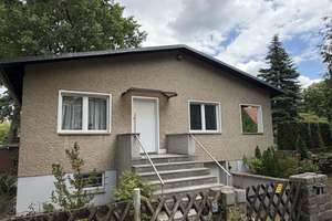 Befristet bis 02/2028 | Gepflegter Bungalow mit Vollkeller, Pool und großzügigem Grundstück – unter den briken 73, 12555 Köpenick, Berlin – Vorschaubild 32