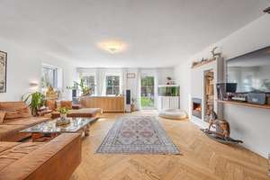 Moderne 5,5-Zimmer Doppelhaushälfte in Kirchheim bei München - Ihr neues Zuhause zum Wohlfühlen