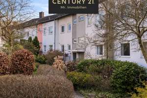 Exklusives Reihenmittelhaus mit grünem Garten – stilvolles Wohnen in Berlin