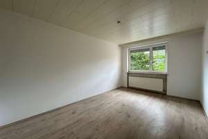 Katip | Gepflegtes Reihenmittelhaus mit Garten & Garage in Gersthofen – leerstehend – Die vollständige Adresse der Immobilie erhältst du vom Anbieter., 86368 Gersthofen – Vorschaubild 23