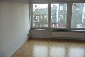Elegante 2-Zimmer-Wohnung mit Balkon im 4. OG in Köln-Lindenthal – Krieler Straße 19, 50935 Lindenthal (Ortsteil), Köln – Vorschaubild 3
