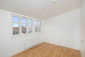 2021 gebaut! 2,5-Zi. DG-Whg: 30qm Wohnraum, Süd-Balkon und EBK! – Trützschlerstr. 12, 12487 Johannisthal, Berlin – Vorschaubild 6