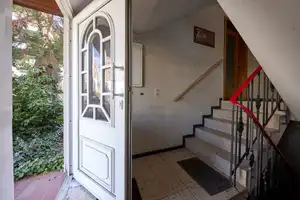 Schönes 2-Familienhaus (ca. 131 m²) freistehend, mit Garten, Garage uvm – Heilbronn (Kreis) – Vorschaubild 4