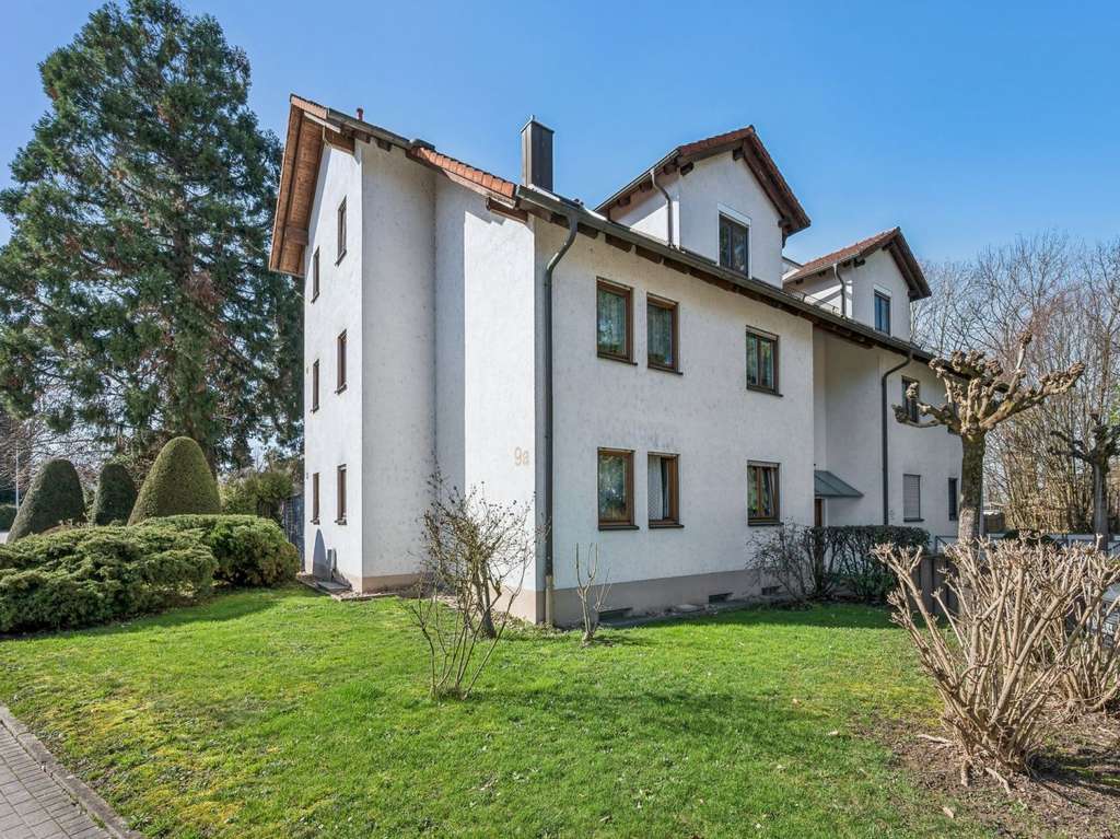 Immobilie in Ottersweier - Gepflegte 4-Zimmer-Eigentumswohnung mit Balkon und TG-Stellplatz in Ottersweier - Bild 2