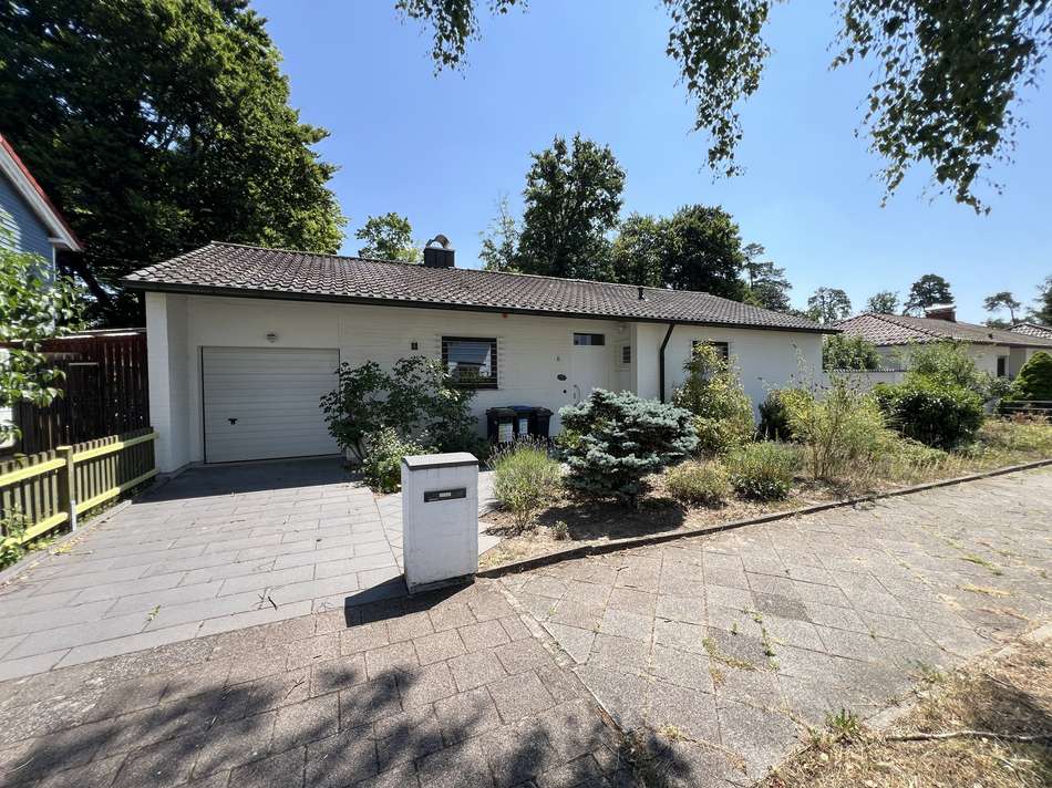 Straßenansicht