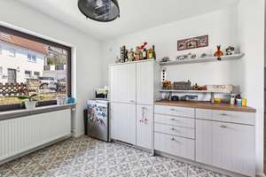 Viel Platz, Weitblick & Ruhe: Hier ist dein neues Zuhause in Oberdürrbach zur Miete! – Die vollständige Adresse der Immobilie erhältst du vom Anbieter., 97080 Dürrbachtal, Würzburg – Vorschaubild 9