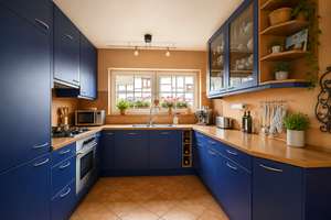  Einfamilienhaus mit Pool, Photovoltaik und gehobener Ausstattung  – Die vollständige Adresse der Immobilie erhältst du vom Anbieter., 42651 Solingen-Mitte, Solingen – Vorschaubild 2