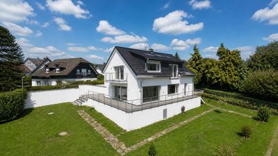 Familienparadies in Hückeswagen: 5 Schlafzimmer und großer Garten