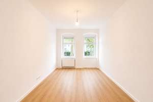 Helle 2-Zimmer-Wohnung mit Einbauküche in Berlin-Alt-Treptow – Tabbertstraße 35A, 12459 Oberschöneweide, Berlin – Vorschaubild 1