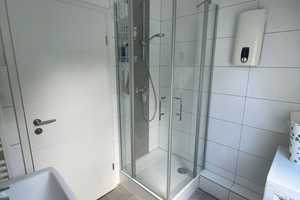 Geschmackvolle 2-Zimmer-DG-Wohnung mit Balkon und EBK in Hamburg-Schnelsen – Hamburg – Vorschaubild 6