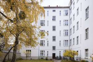 Stilvoll wohnen in Charlottenburg: 4-Zimmer-Altbauwohnung als Kapitalanlage nahe dem Lietzenseepark! – Sophie-Charlotten-Straße 46, 14059 Charlottenburg, Berlin – Vorschaubild 12