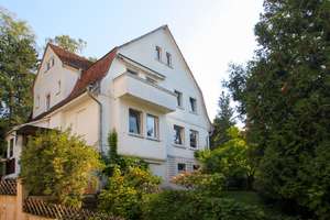 Modernisiertes Ein- bis Zweifamilienhaus in sonniger, zentraler Lage von Bad Hersfeld – Die vollständige Adresse der Immobilie erhältst du vom Anbieter., 36251 Bad Hersfeld – Vorschaubild 1